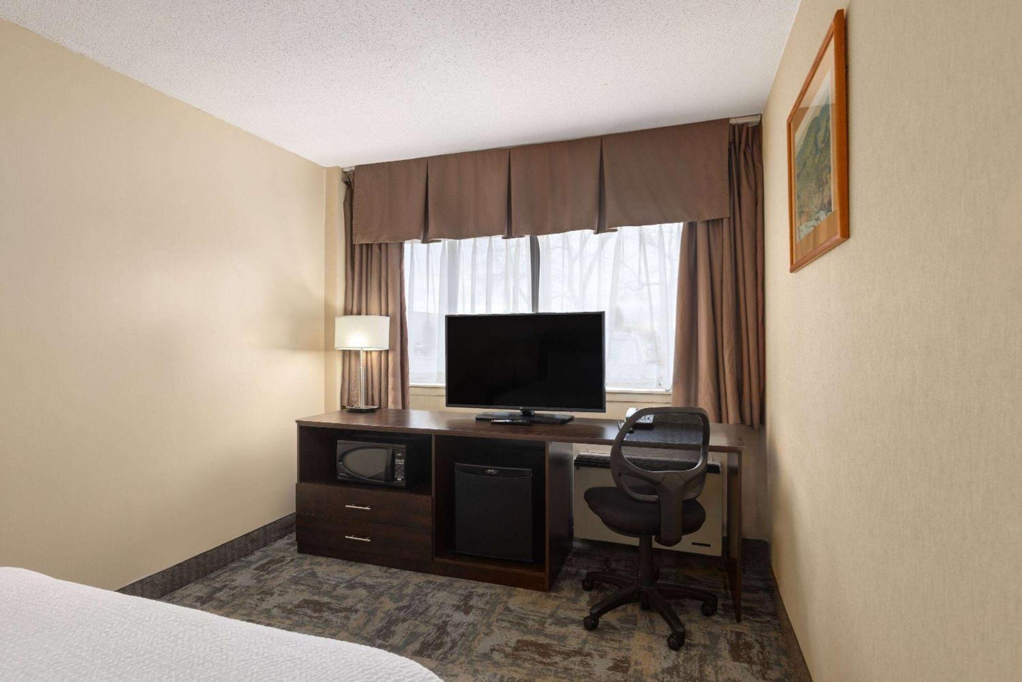 Travelodge By Wyndham Thunder Bay On Zewnętrze zdjęcie