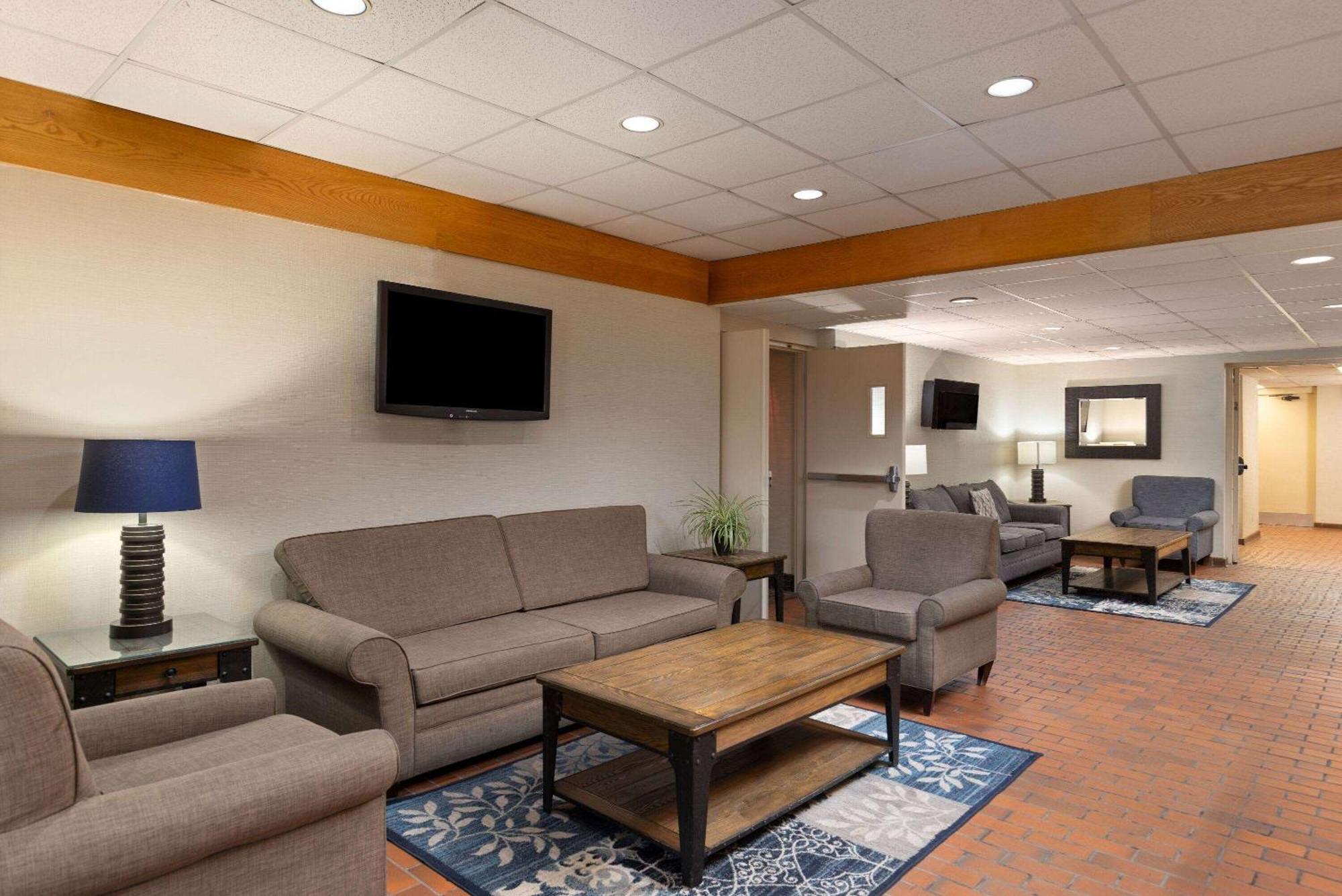 Travelodge By Wyndham Thunder Bay On Zewnętrze zdjęcie